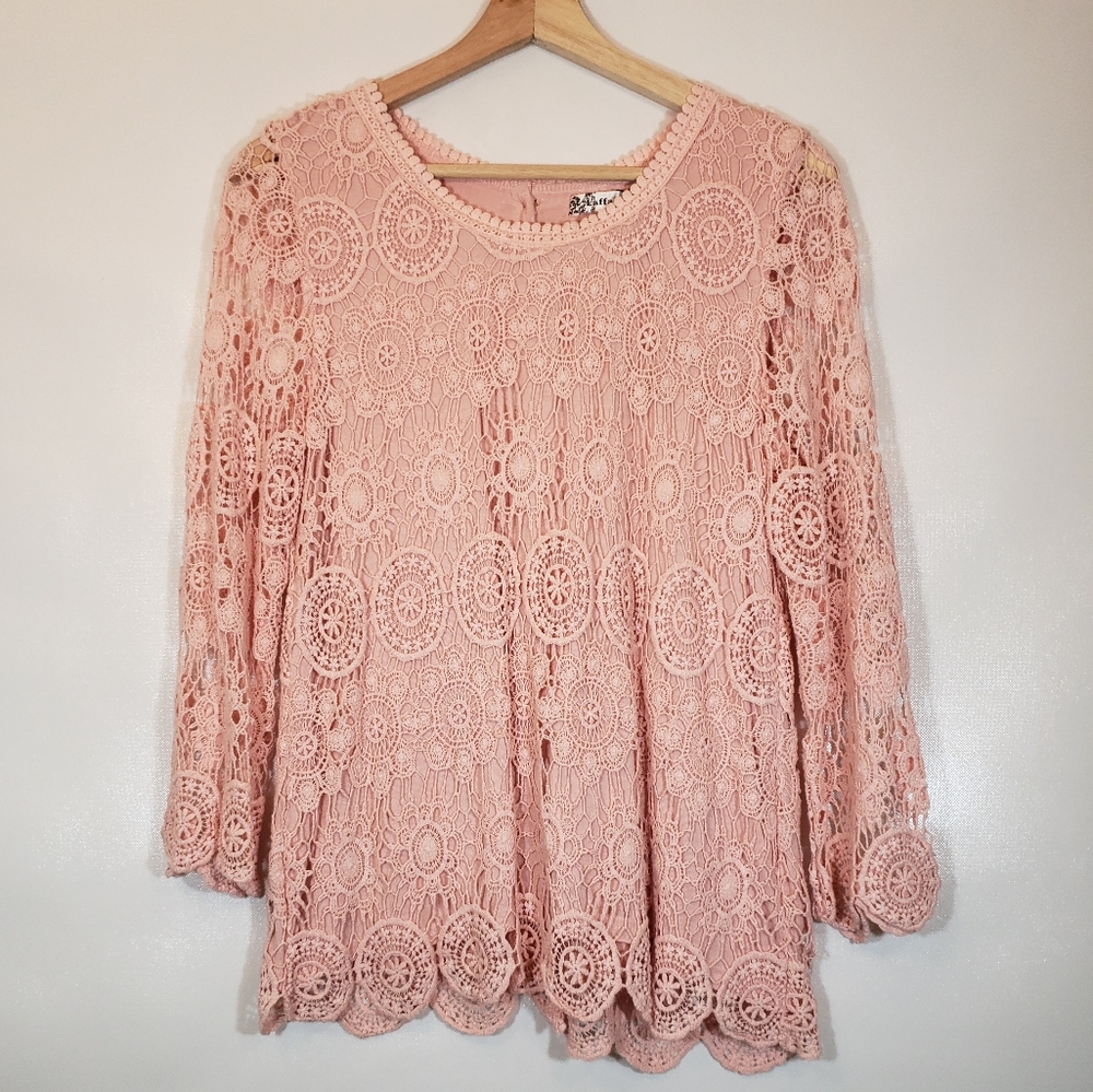 NWT Laffaire Womens Pink Eyelet Crochet Top Small
